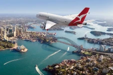 Qantas Putar Film Dewasa...