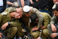 Israel Akui 726 Tentaranya...