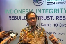 Mahfud MD Siap Hadiri...