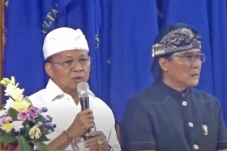 Uji Publik Calon Gubernur...