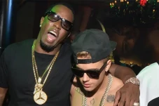 Justin Bieber Kena Mental...
