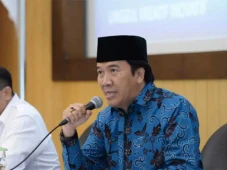 Ahli Hukum: Peninjauan...