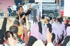 Masyarakat Karimun:...