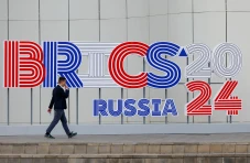 Rusia Siapkan Sistem...