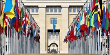 Daftar 105 Negara yang...