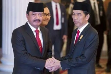 Presiden Jokowi Copot...