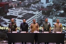 Jelang Pilkada Serentak,...