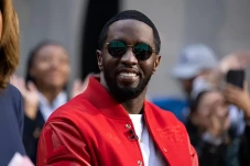 P Diddy Digugat Remaja...