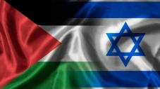 Lebih dulu Mana, Palestina...
