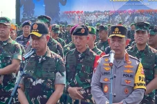 100 Ribu Prajurit TNI...