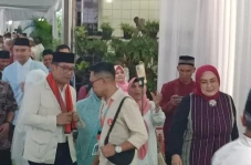 Ridwan Kamil Diserbu...