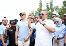 Dekat Prabowo dan Zulhas,...