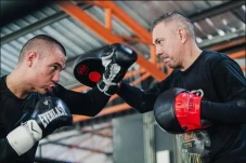 Kisah Dinasti Tszyu:...