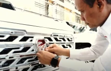 Supermewah dan Antipeluru!...
