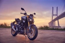 Honda CB1000 Hornet...