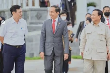 Jokowi Resmi Lengser...
