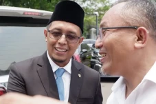 Istana Klaim Kementerian...