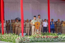 Kumpulkan ASN di Monas,...