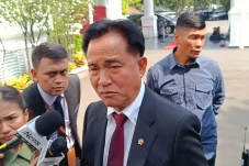 Yusril Klarifikasi soal...