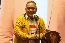 Benny Rhamdani Banyak...