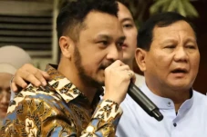 3 Fakta Giring Jadi...
