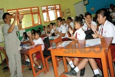 Kemendikbud Sisipkan...