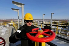 Rusia Kejar Ganti Rugi...