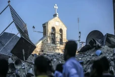 Gereja Saint Porphyrius,...