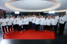 Lengkapi Struktur Organisasi...
