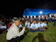 Duduk Merumput Bareng...
