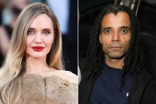 Angelina Jolie Diduga...