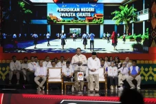 Ridwan Kamil Pamer Capaian...