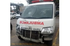 Ugal-ugalan Tabrak Warga,...