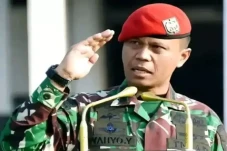 Koleksi Brevet dan Tanda...