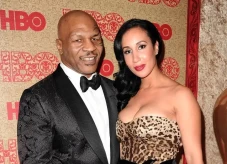 Mike Tyson Menikah Berapa...
