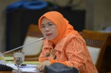 Anggota DPR Sebut 100...