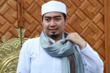 Profil dan Biodata Ustaz...