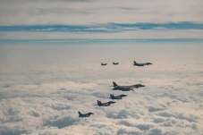AS Kerahkan Bomber B-1B...