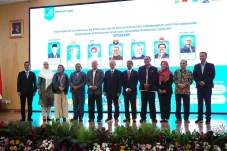 UNJ bersama AP3KnI Tekankan...