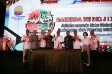Dialog dengan REI, Ridwan...