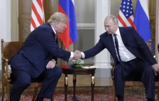 Trump Tegaskan akan...