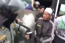 Pembongkaran PKL Puncak...