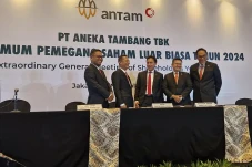 Erick Thohir Angkat...