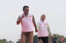 Ridwan Kamil Sosialisasikan...