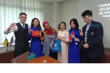 Dosen UNJ Gelar Pelatihan...