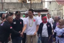 Sapa Warga, Dhani Wirianata...