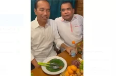 Viral Video Jokowi Dukung...