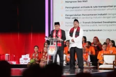Pramono Anung Komitmen...