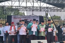 Jelang Pilkada Jakarta,...