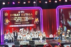 Saksikan Langsung Debat...